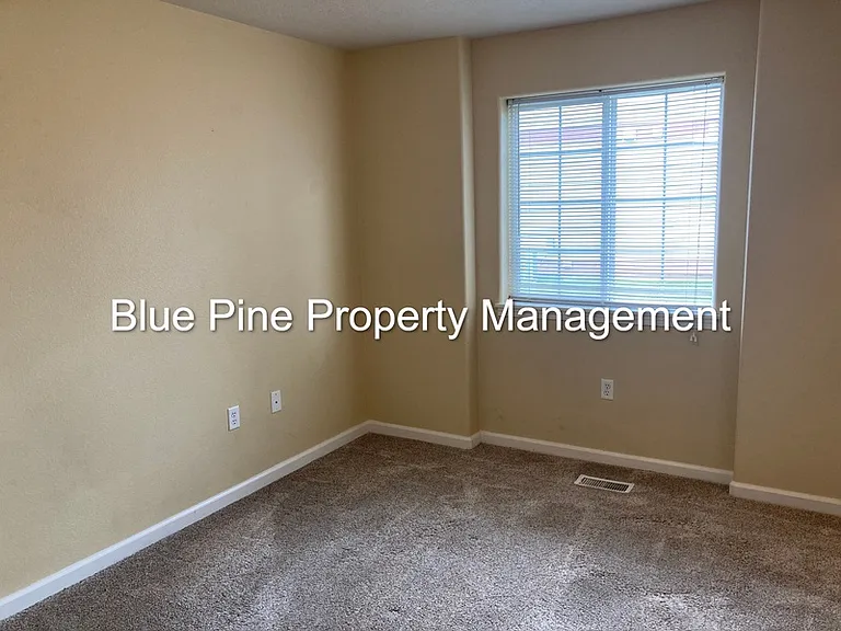 133 Clubhouse Cir #101 — Photo 8