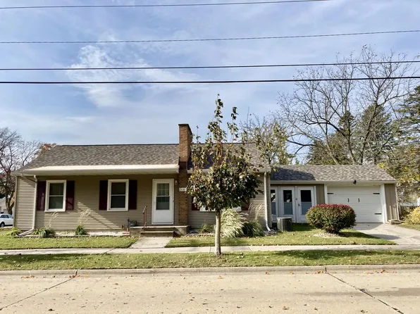2604 Garfield STREET, Two Rivers, WI 54241