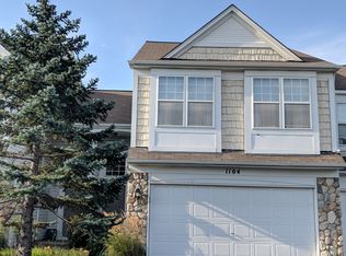 1104 Delta Dr, Elgin, IL 60123
