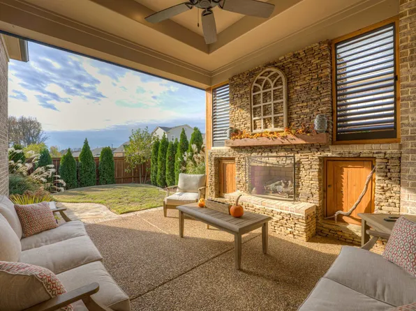 1547 Vireo Dr, Collierville, TN 38017