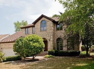 6575 Berrywood Dr, Downers Grove, IL 60516