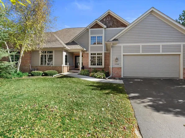 10548 Hidden Creek DRIVE, Mequon, WI 53092
