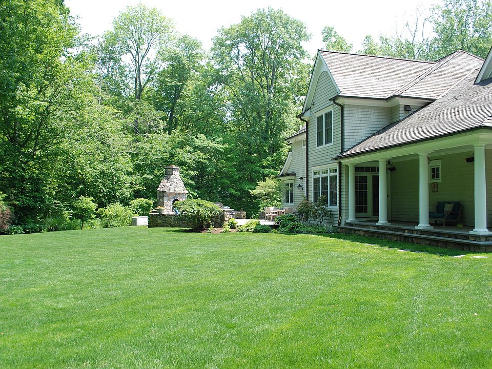 2nd image of 49 Deepwood Rd