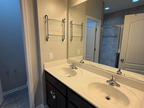 4th image of 2721 Egret Way