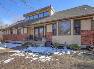 25401 Lone Pine Dr, Cleveland, MO 64734