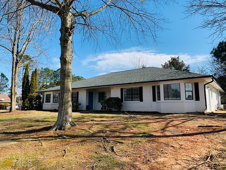 1st image of 800 Bedford Bay Trl