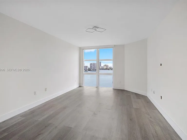 3301 NE 183rd St #1402 — Photo 16