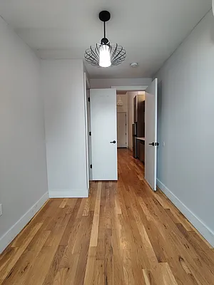 Rented by Signature Property Realty | media 17