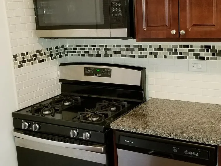 5428 N Kimball Ave #2W — Photo 8
