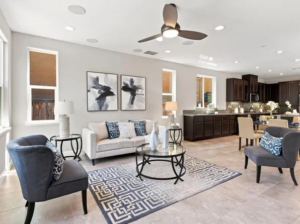 561 E Marcello Ave, Mountain House, CA 95391