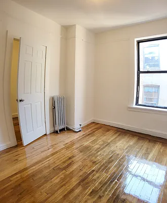 Rented by New York Residence | media 17