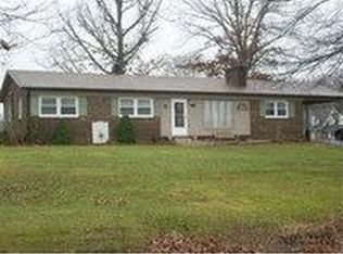 449 Commonwealth Rd, Galax, VA 24333