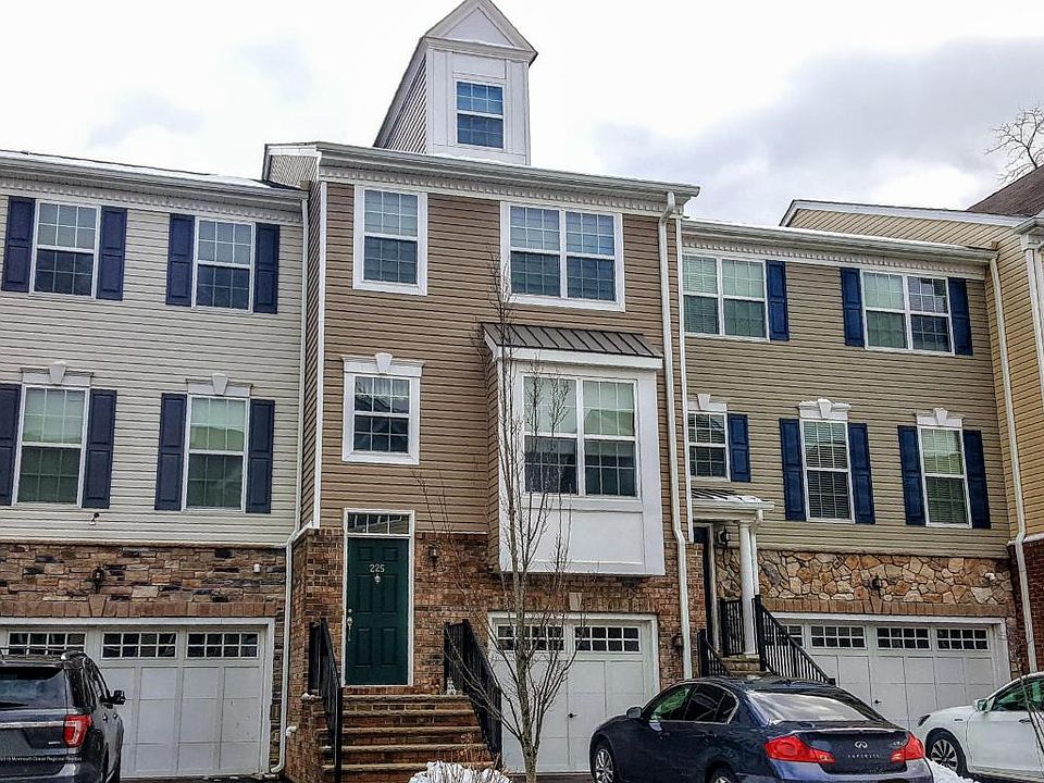 1st image of 225 Yale Blvd