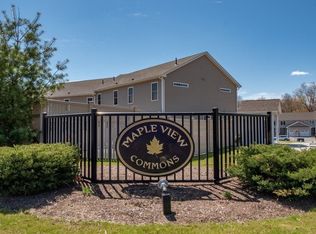 4 Maple View Ln #H, Agawam, MA 01030