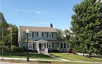 1st image of 626 W College St