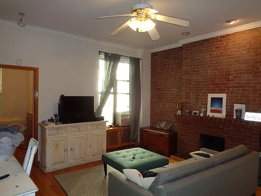 Rented by JK Dansar Corp | media 8