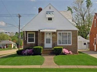 6003 Pelham Dr, Parma, OH 44129