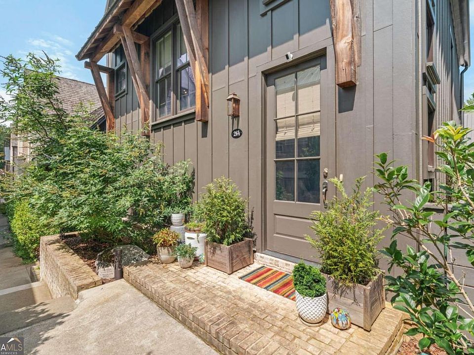 1st image of 264 Mado Ln