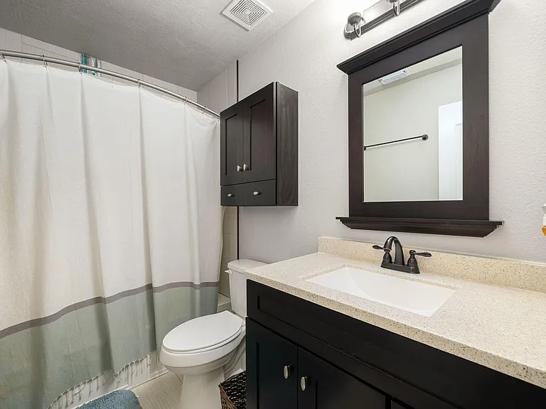 13835 Cane Valley Ct — Photo 32