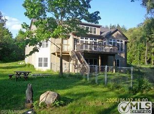 99 Six Mile Rd NW, Comstock Park, MI 49321