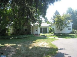 160 Red Lion Rd, Huntingdon Valley, PA 19006