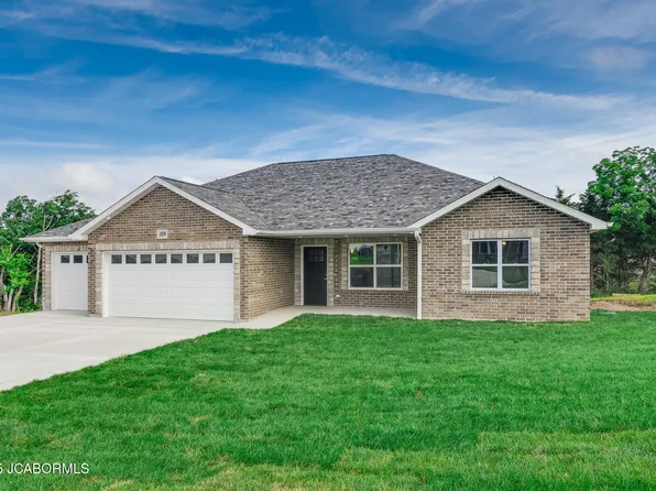 209 Gavin Ln, Linn, MO 65051