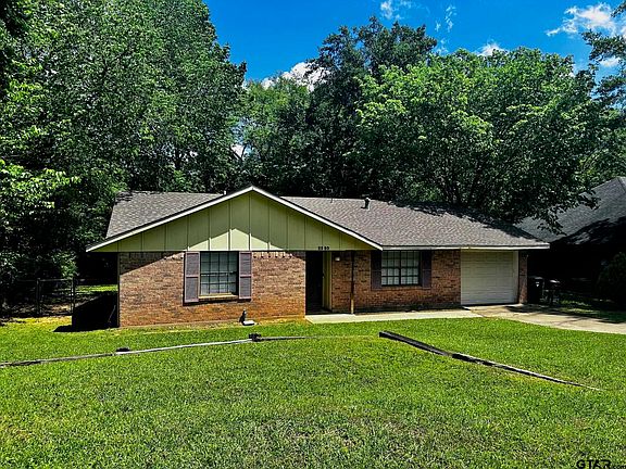 2nd image of 2320 Pinkerton Dr