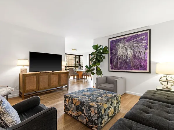 190 E 72nd St APT 19B, New York, NY 10021