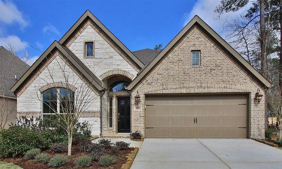 1st image of 17091 Crimson Crest Dr
