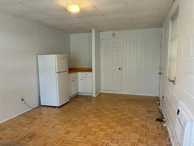2515 Formosa Ave — Photo 3