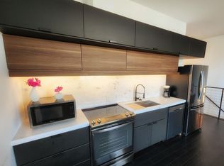 920 W 9th St #2, Houston, TX 77007