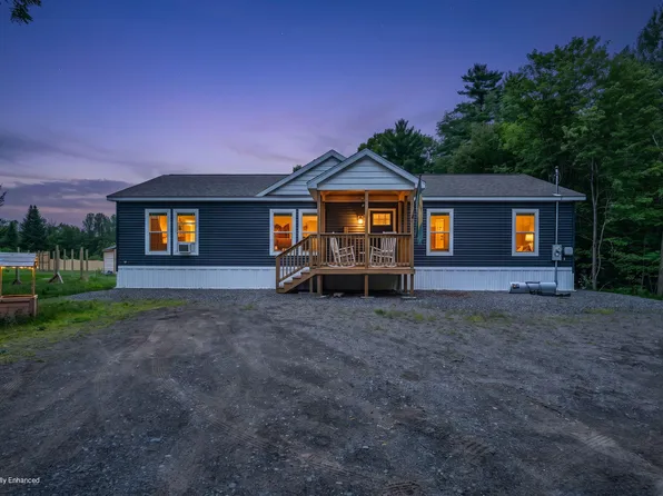 3419 Middle Road, Sidney, ME 04330