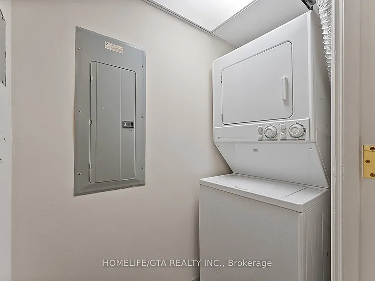 33 Delisle Ave #610 — Photo 25