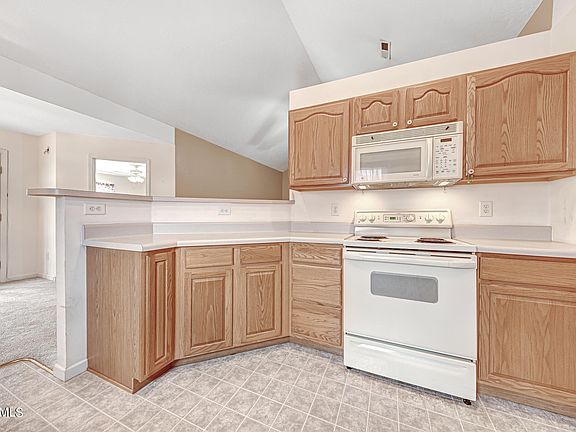 5th image of 414 Diamond Trace Way
