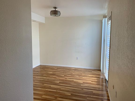 5th image of 5069 Muir Ave