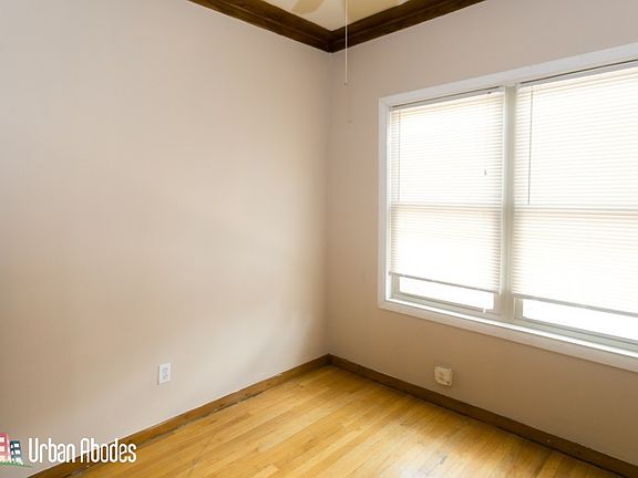2nd image of 5940 N Broadway St APT 2NW