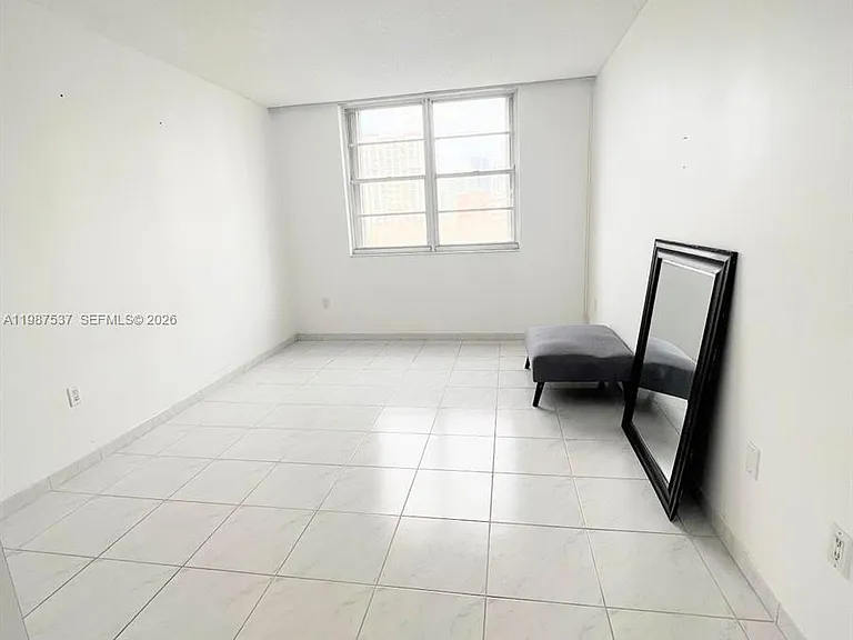 300 Bayview Dr #915 — Photo 21