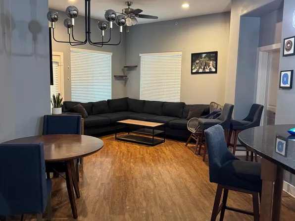 945 E Playa Del Norte Dr, Tempe, AZ