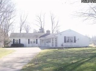 3475 Black Oak Ln, Youngstown, OH 44511