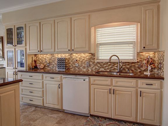 5th image of 13537 Catamaran Dr
