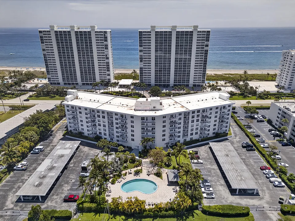 2851 S Ocean Blvd #1N