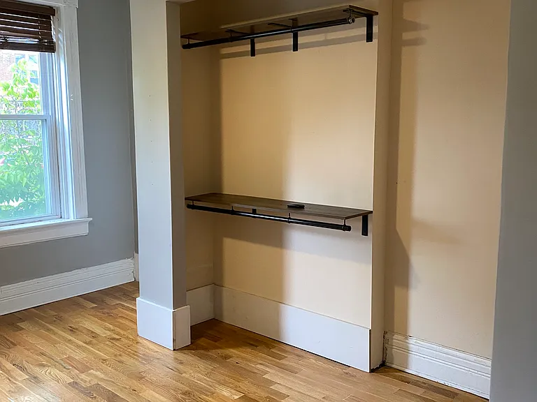 1418 Pullan Ave #1 — Photo 8