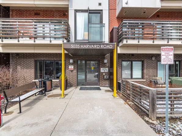 5035 Harvard Rd #304, Mississauga, ON L5M 0W7