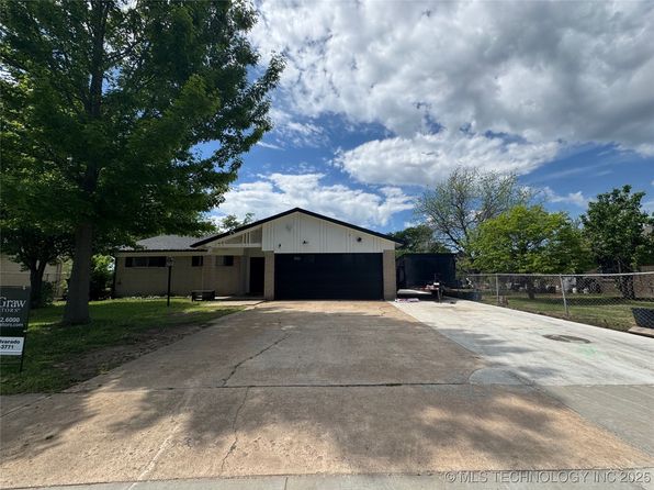 11710 E 28th Pl, Tulsa, OK 74129
