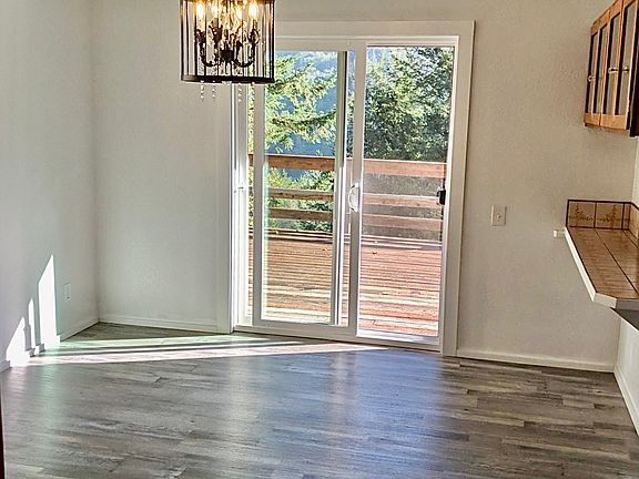 4th image of 16903 Yellowbrick Rd
