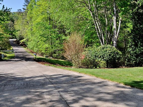 909 Golf Course Cir Murphy NC 28906 MLS #148552 Zillow 909 Golf Course Cir Murphy NC 28906 MLS #148552 Zillow