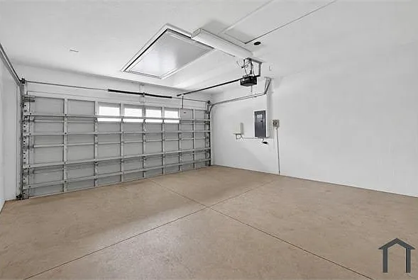 6641 Cambridge Park Dr — Photo 37