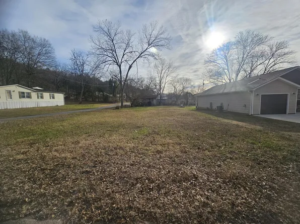 101 Cypress Ave, South Pittsburg, TN 37380