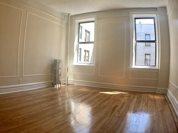 2nd image of 179 Linden Blvd APT 5K