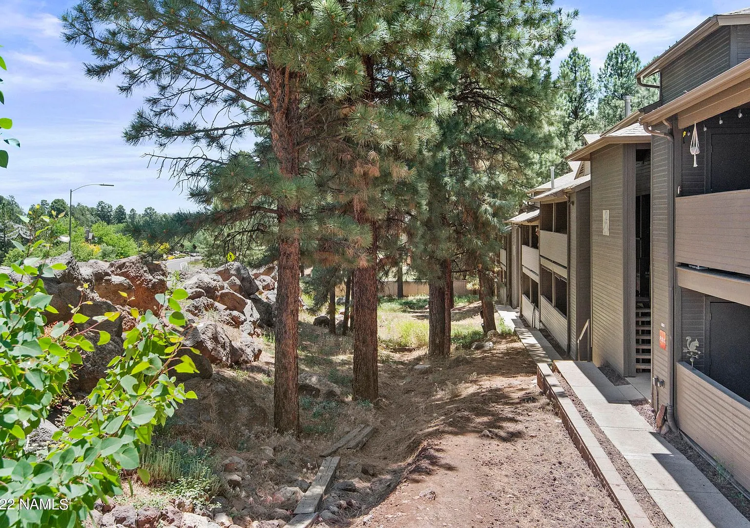 2bd/2ba West-Flagstaff Condo! - Near Nau/Ccc. On Nau Bus Route! Students & Pets Ok Avail Now!! — Photo 1